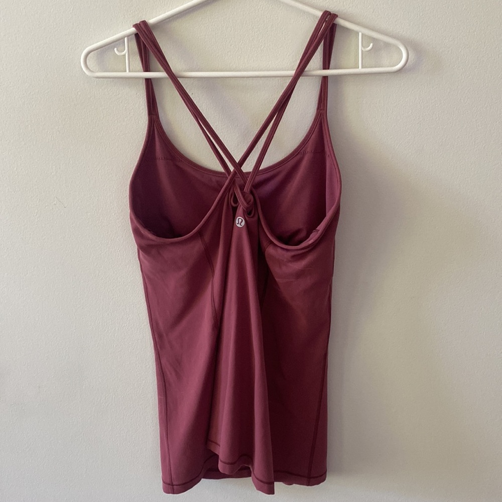 Lululemon - Picture 2 of 2